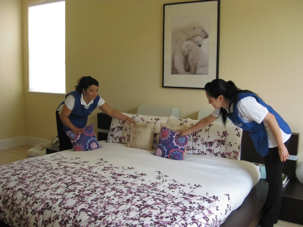 bedroom cleaning